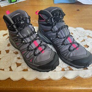 Salomon Goretex Waterproof Women’s boots